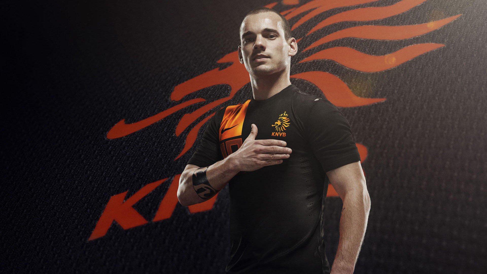 格拉利什畅谈人生挚爱,足球、家庭与曼城荣耀全揭秘